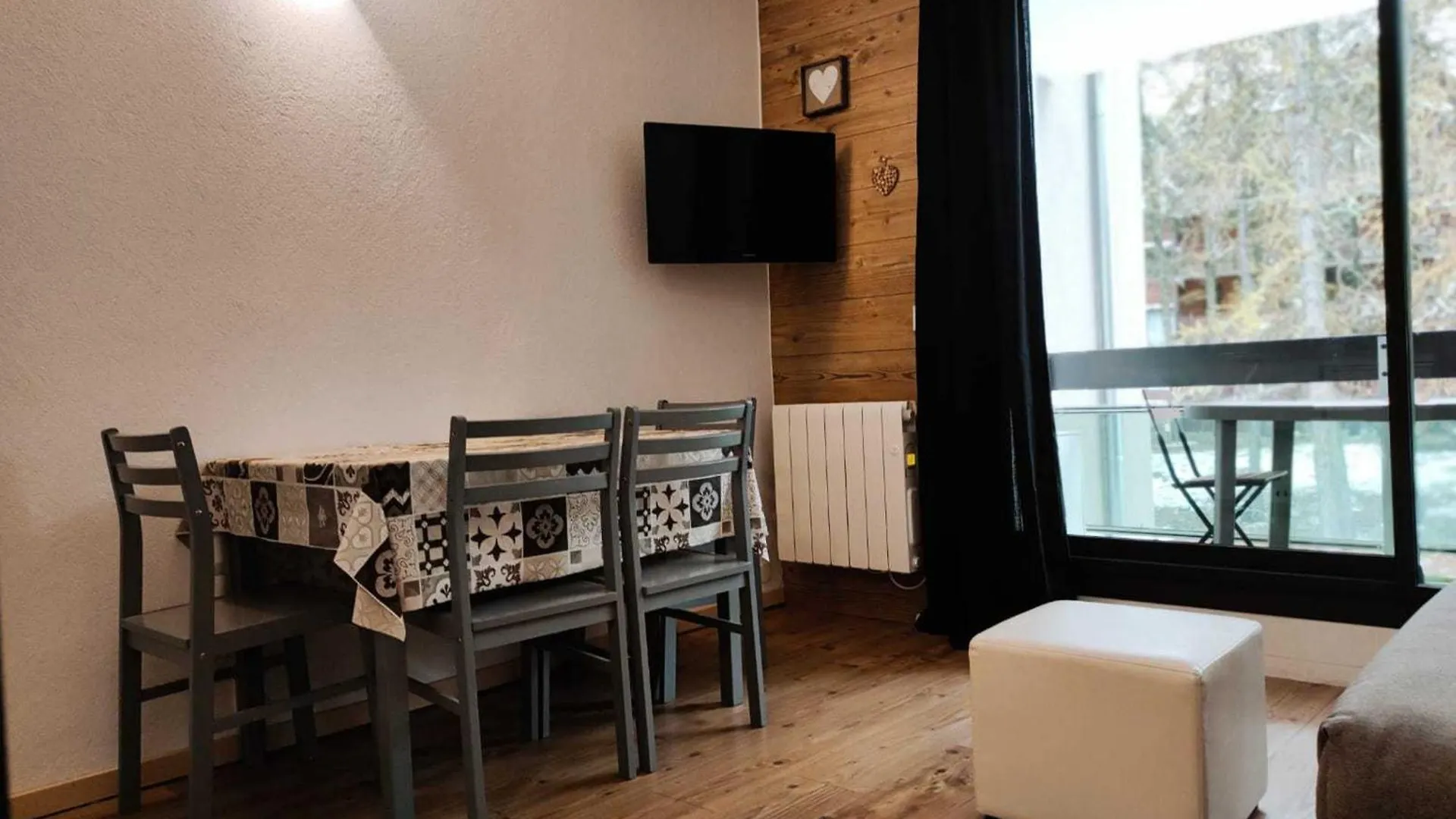Apartment Studio Cosy Aux Pieds Des Pistes Avec Balcon Et Coin Montagne - La Joue Du Loup - Fr-1-504-621 Le Devoluy France